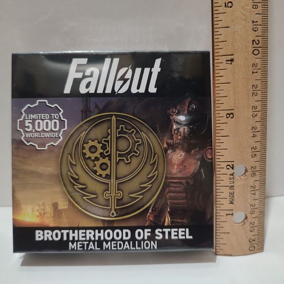 Fallout Brotherhood Of Steel Medallion Official Collectible Metal Badge - Picture 3 of 5